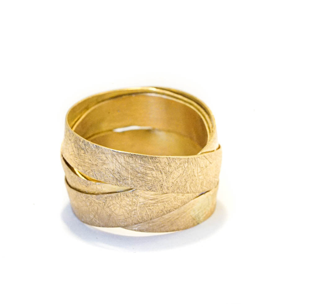 18K yellow gold- Round 5 Loops contemporary Ring