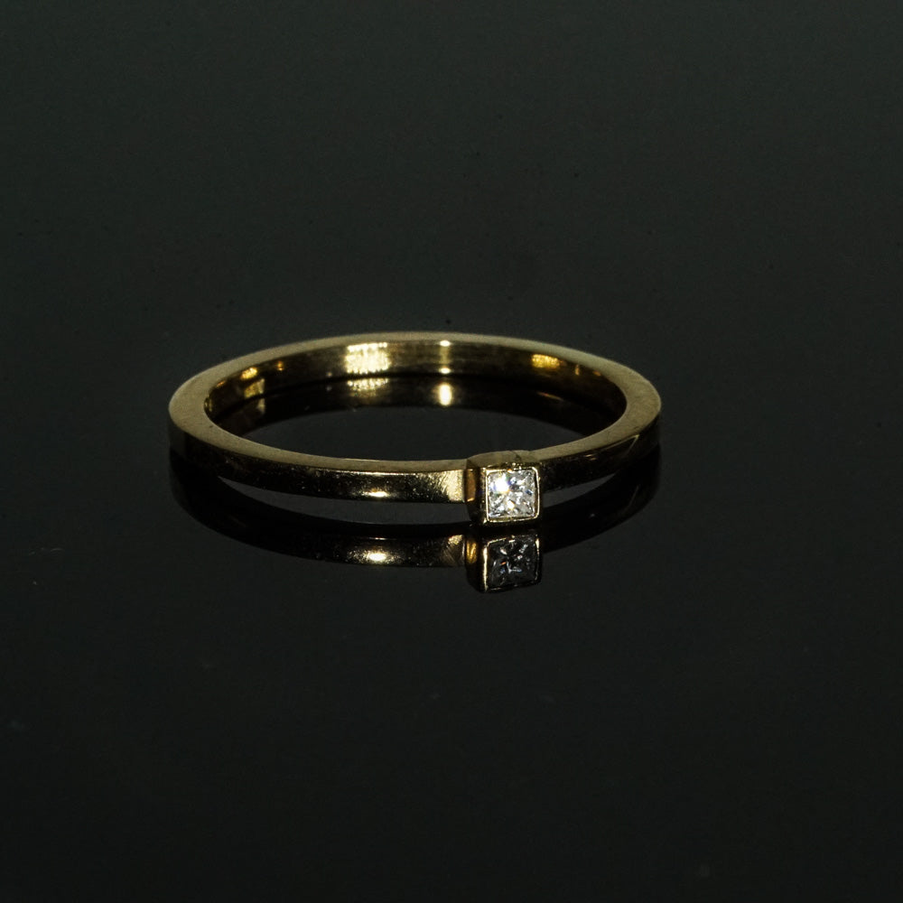 18KT Yellow gold Princess Solitaire Diamond ModernDainty Ring