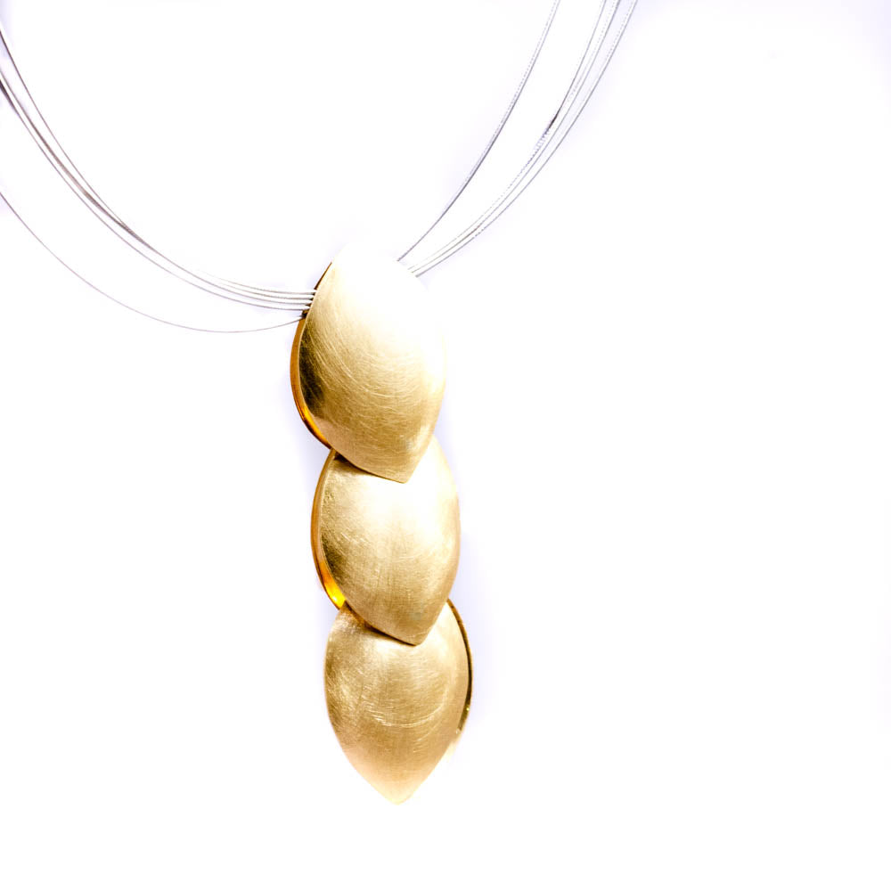 18k Small drop -(Marquise) pendant
