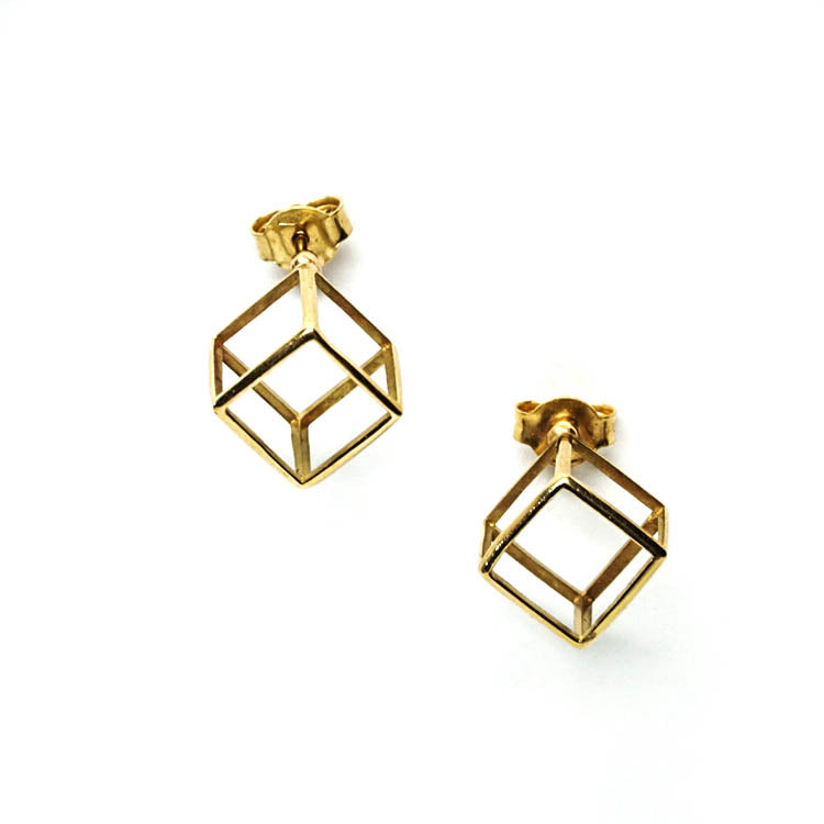 18k yellow gold - Geometric Modern Stud Cube Earrings