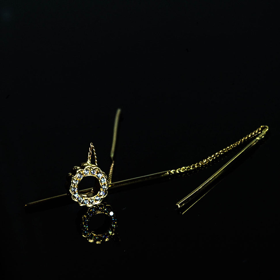 18K Diamond Flower on a chain Earring