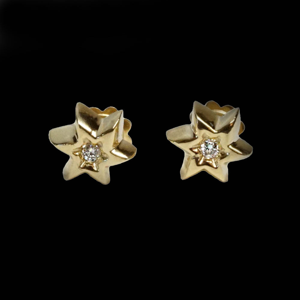 18K- White Diamond Stud Star Earrings Earrings