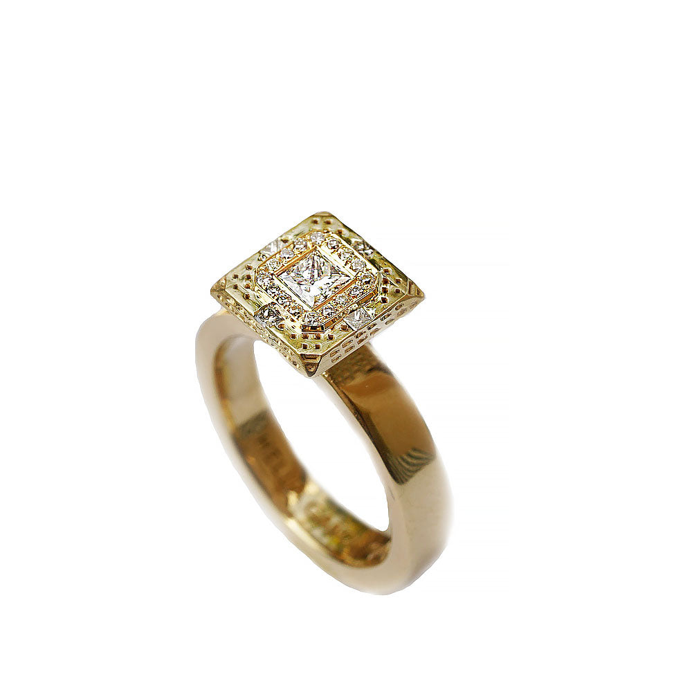 18K yellow gold - Large Unique Square Diamond modern cocktail Ring