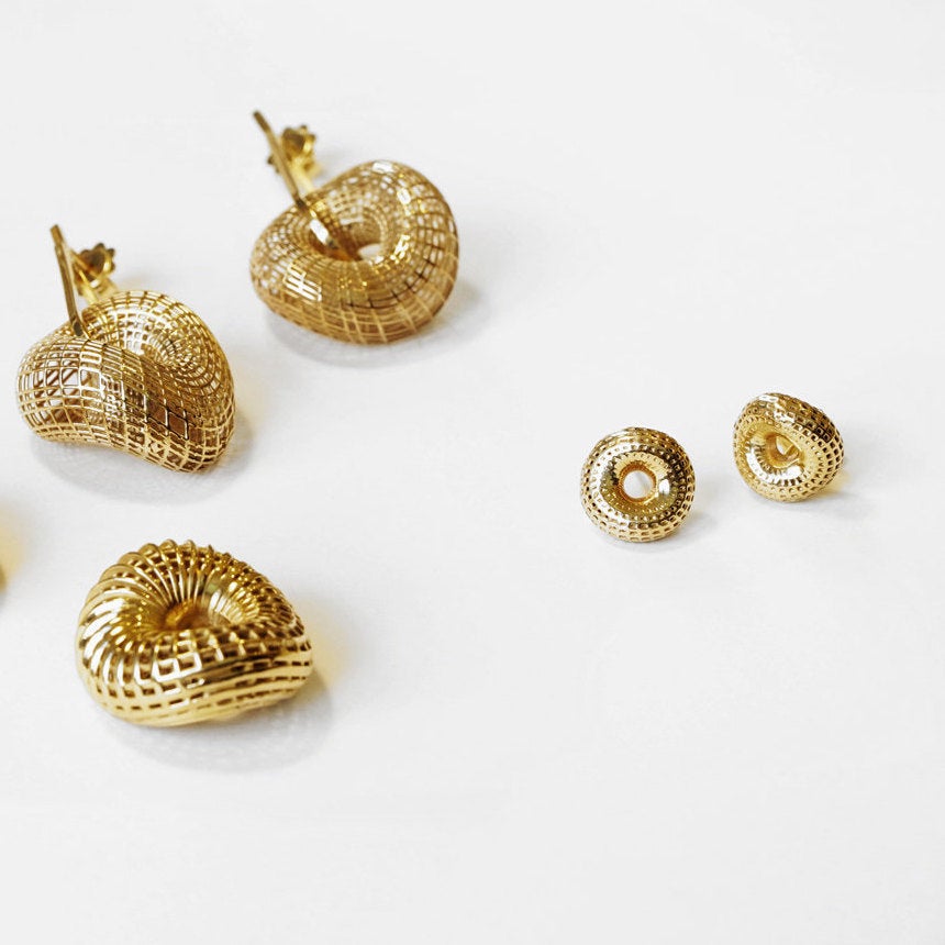 18k Gold Small Stud Torus Earrings