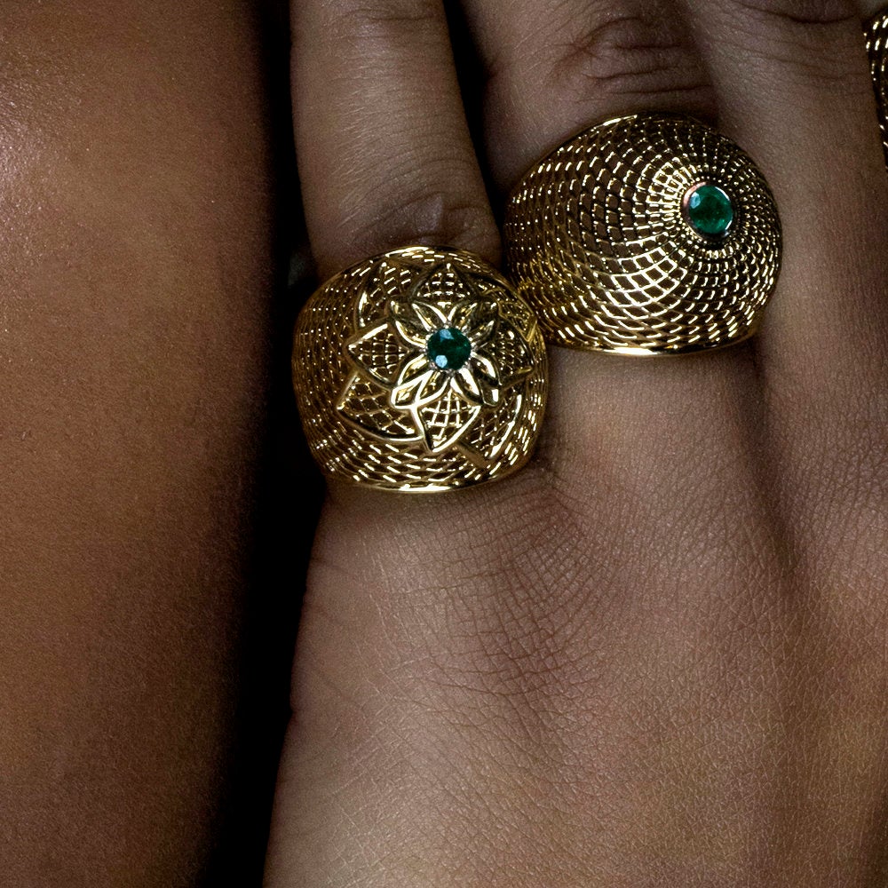 18K yellow gold - VS Diamond Flower Modern  Rings , Fine Jewelry